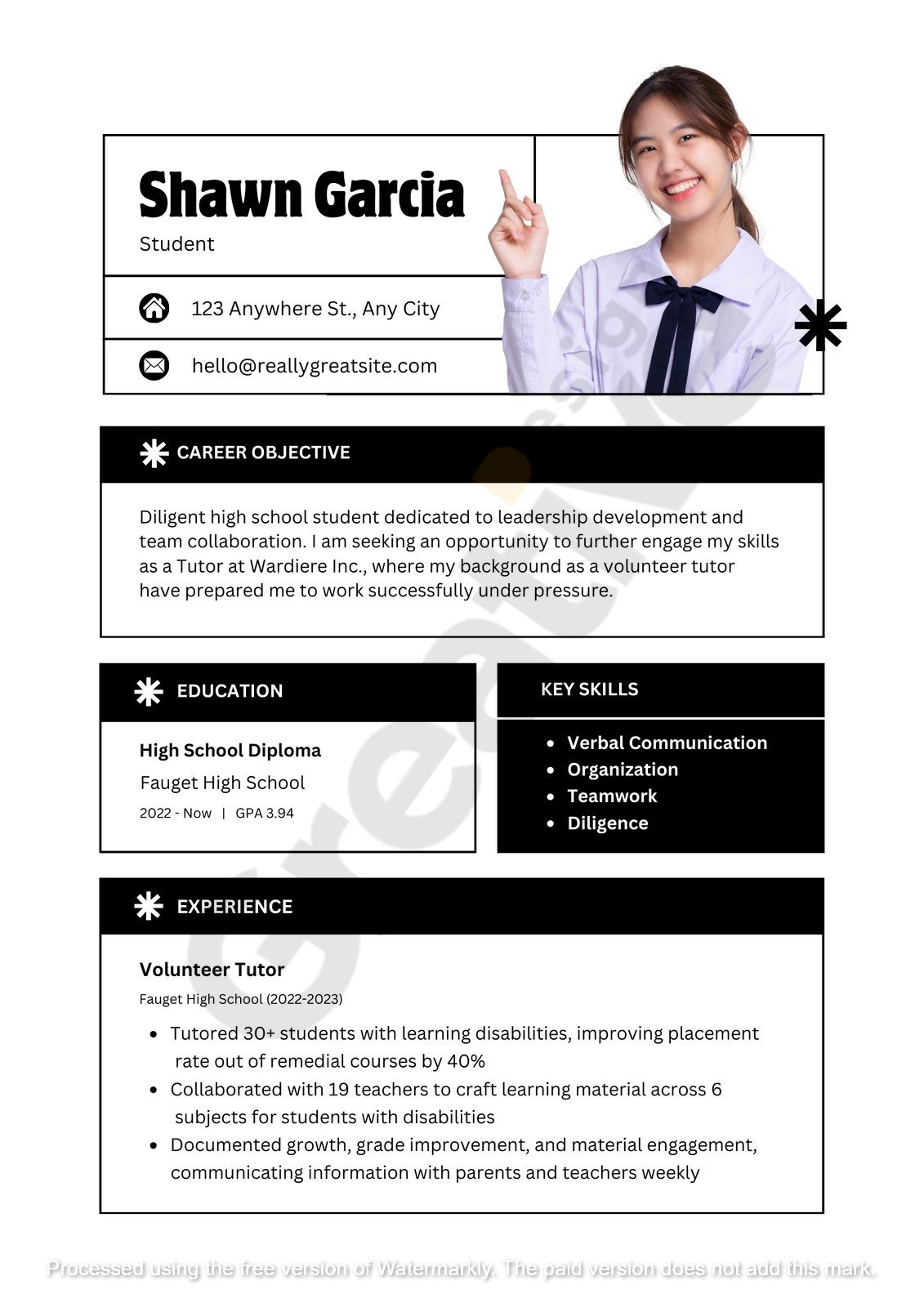 Resume black simple student internship theme template & tips